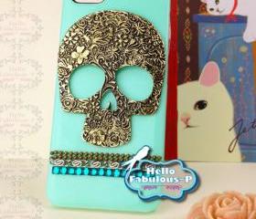 Skull iPhone 5 Case Skull iPhone Case Skull Punk Studded iPhone Case Bling iPhone Case Bling Cell Phone Case
